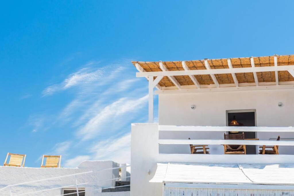 Anemosyrma * Agia Irini (Milos)